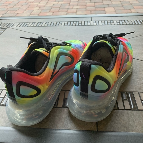 Nike air max 720 • BRAND NEW/NEVER WORN • - Picture 14 of 16